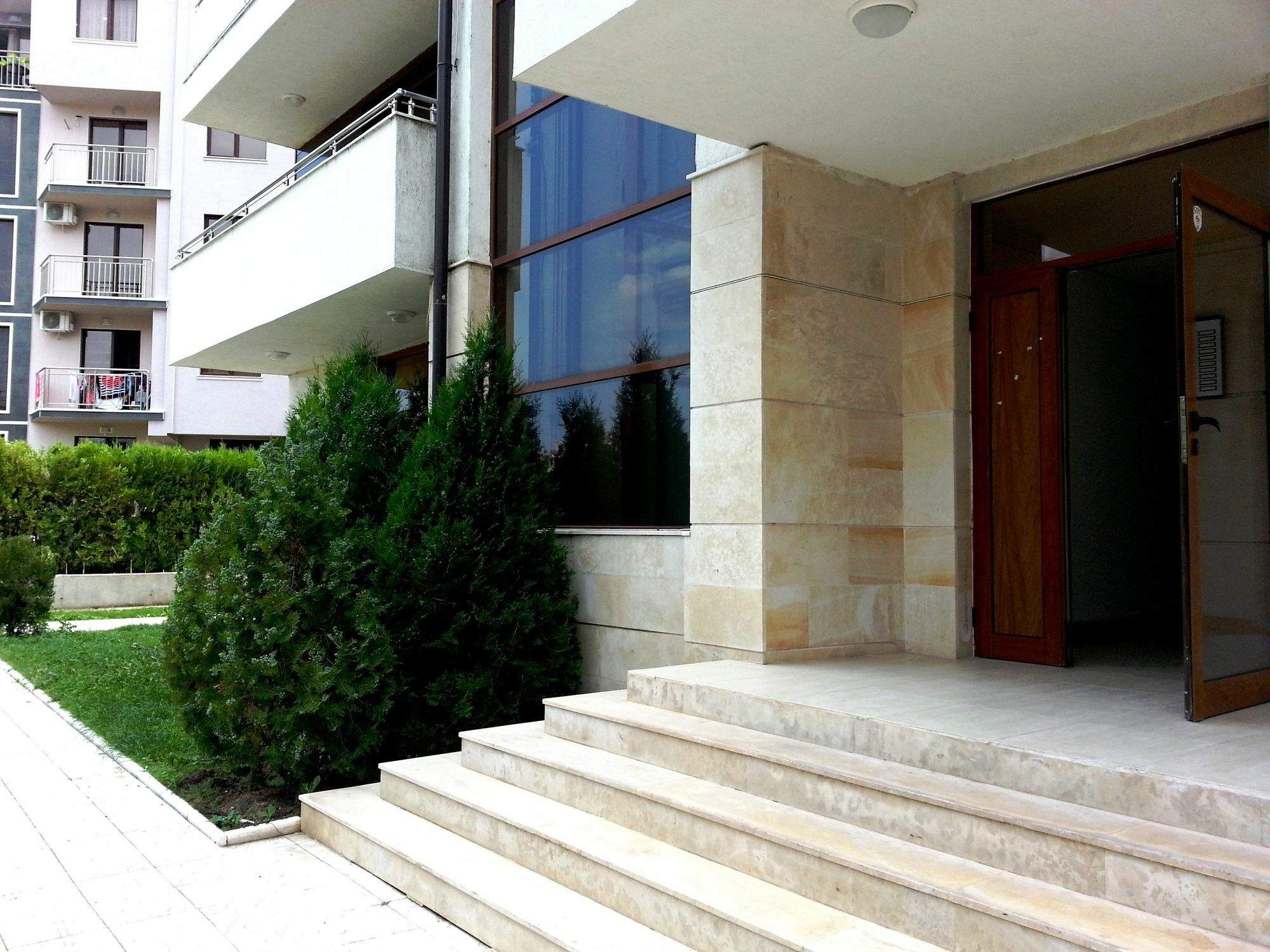 Eden - Menada Apartments Slantschew brjag Exterior foto